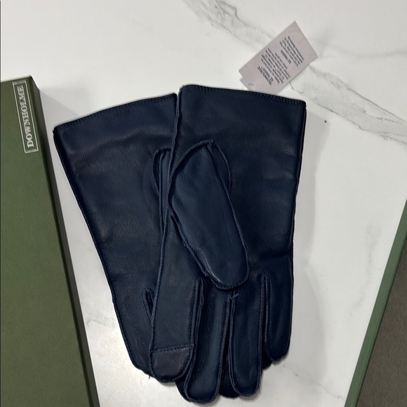 Men's Navy Leather Gloves - Picture 2 of 2